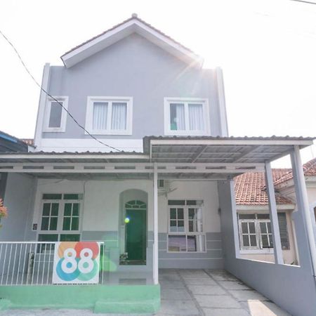Koolkost Near Taman Budaya Sentul Μπογκόρ Εξωτερικό φωτογραφία